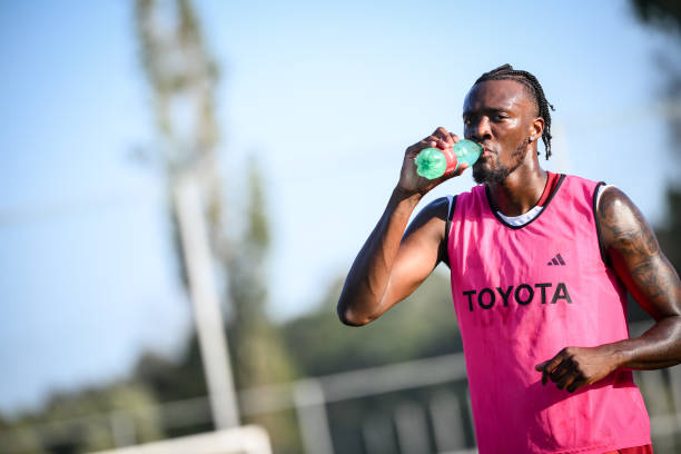 Tammy Abraham durante l'allenamento con la Roma.